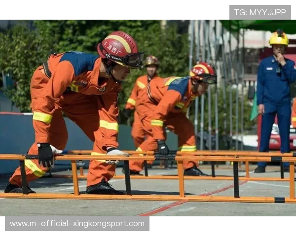 燃爆全场！运动员拼搏到底瞬间燃起青春火焰！