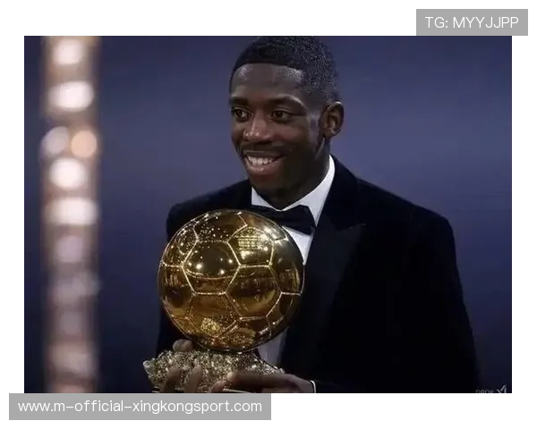 登贝莱泪洒领奖台，媒体称赞其坚韧与努力，登贝莱 集锦